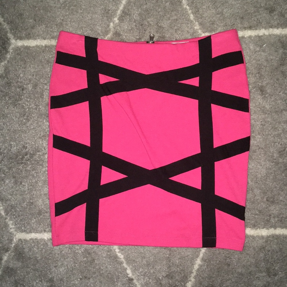 High waisted pencil skirt.
